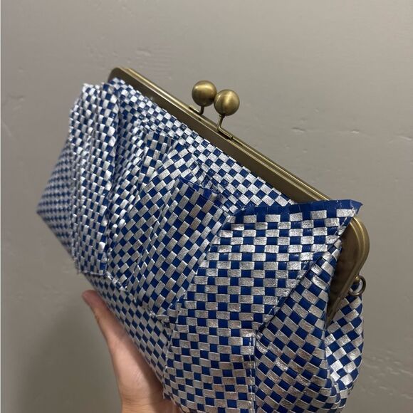 3D Abstract Art With Woven checkered Leather Handmade Oversized Kisslock Bag - Picture 14 of 17